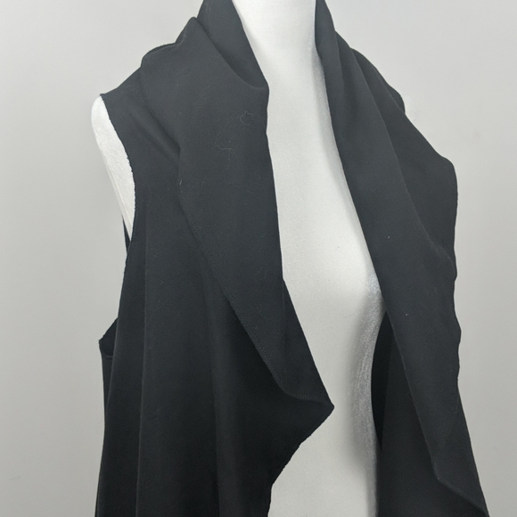 UK2LA Jacket  💕2/$30💕 | one size - Picture 2 of 3